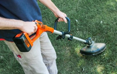 How to Choose a Cordless String Trimmer